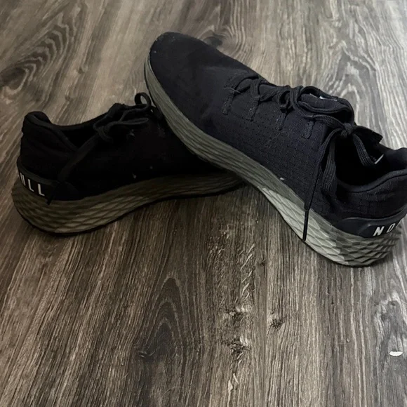 NOBULL Black Athletic Shoes - Picture 4 of 4